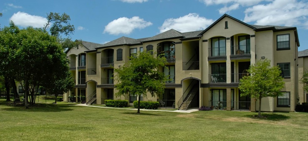 Lakeline Villas Apartments Cedar Park