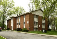 Oakwood Park Apartments
