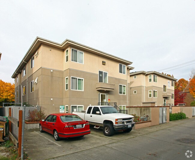 Patricia Place Rentals Seattle, WA