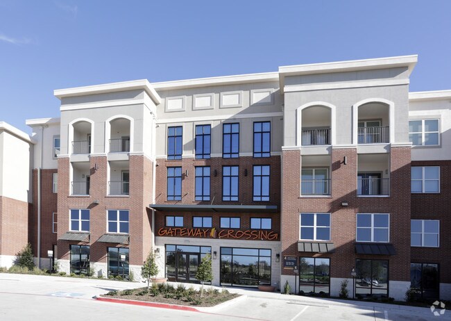 Gateway Crossing Apartments