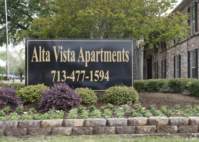 Alta Vista Apartments
