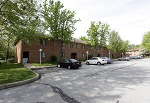 Whiteland West Apartments