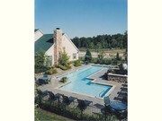 Lake Village of Rochester Hills Apartments