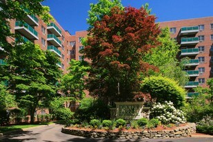 Dexter Park Apartments