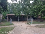 Single-Family Home for Rent $600