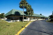 Country Club Towers Apartments