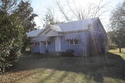 3 Bedroom Single-Family Home for Rent $750