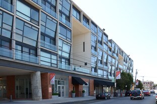 The Piazza at Schmidt's Commons Apartments