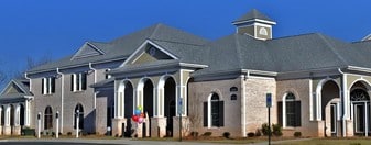Legacy Grand at Concord Apartments