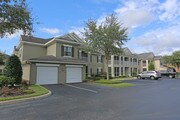 Colonial Grand at Seven Oaks Apartamentos