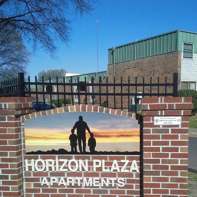 Horizon Plaza Apartments