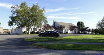 Redbank Village Apartments