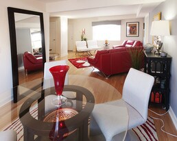 Kingsley Commons Townhomes Apartments