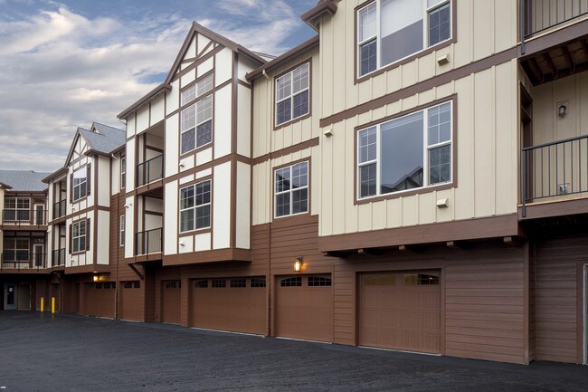 Amberglen West Apartments
