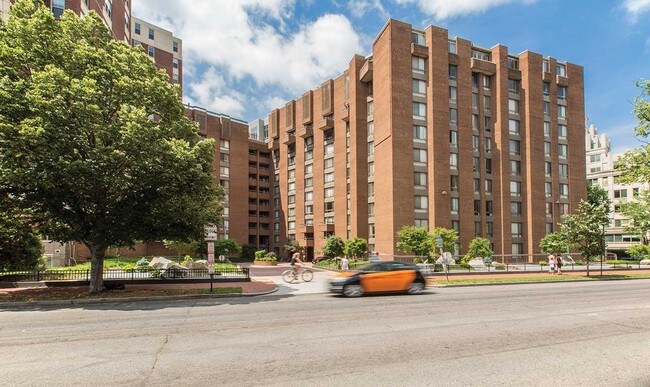 Zen Apollo Apartments