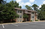 The Park at Edinburgh Apartments
