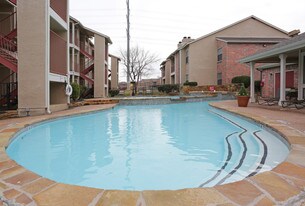 Polaris & Sable Pointe Apartments