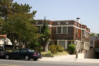 290 E Glenarm St Apartments