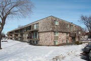 Four Seasons Villa Apartments