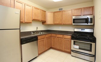 8600 Apartments