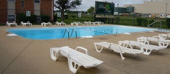 PineCrest Apartments