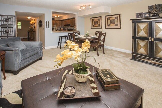 Huntington Downs Apartamentos