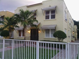 1614 Harrison St Hollywood FL Apartments