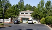 Pinetree Apartments