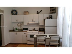 1320 Drexel Ave Miami Beach FL Apartments