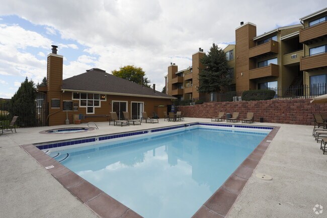 Silver Reef Apartments
