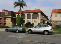 1143 N Louise St Apartments