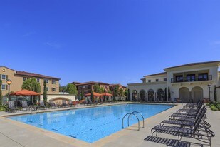 Stewart Village Apartamentos