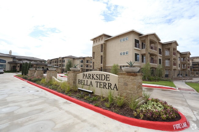 Parkside Bella Terra Apartments