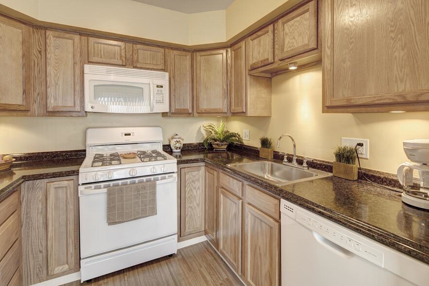 Legacy Bay Townhomes Rentals Binghamton, NY