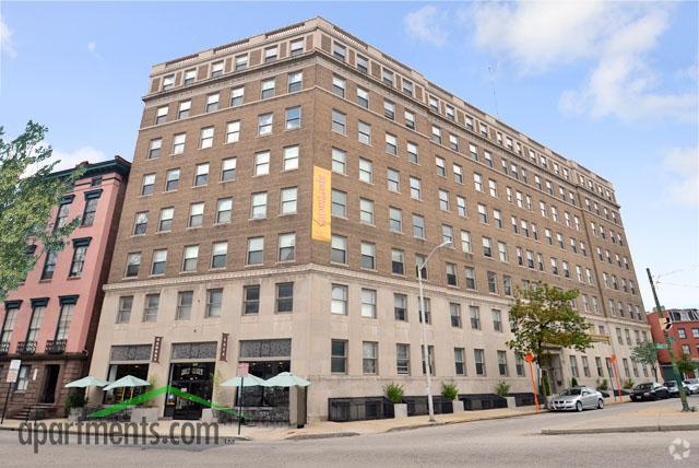 Professional Arts Building Apartments