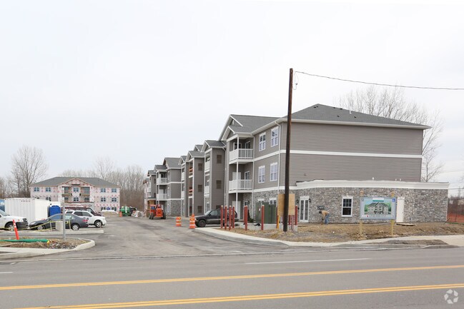 Lockwood Villas Apartments