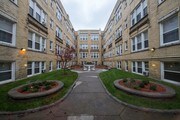 4901 S Drexel Apartments