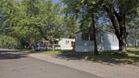 9127 MN-25 S Apartments