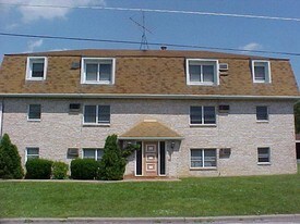 361 Kendall Ave Campbell OH Apartments