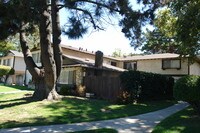 1870 Southwest Expy Apartments