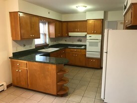 1214 Northwest Hwy Arlington Heights IL Apartments