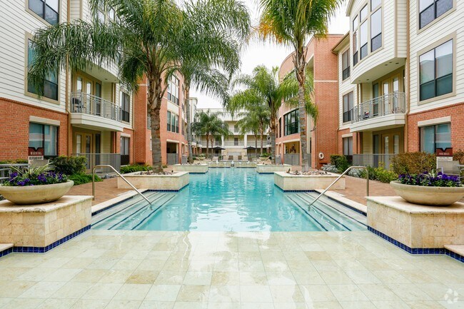 Ventura Lofts Apartments