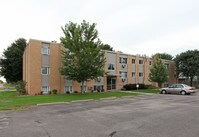 625 1st Ave NE Apartments