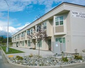 Yenlo Square Apartments