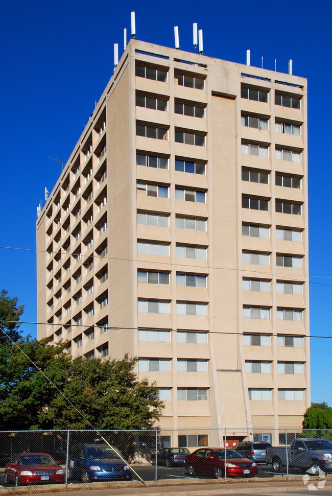 Tyler Street Tower Rentals Dallas, TX