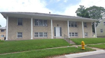 3403 15th Ave Rock Island IL Apartments