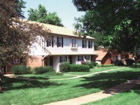 Woods Mill Park Apartments and Townhomes