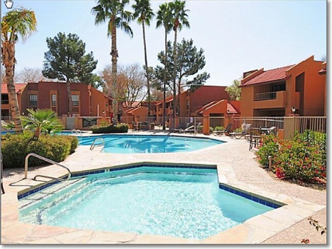 Diamonte on Bell Apartments