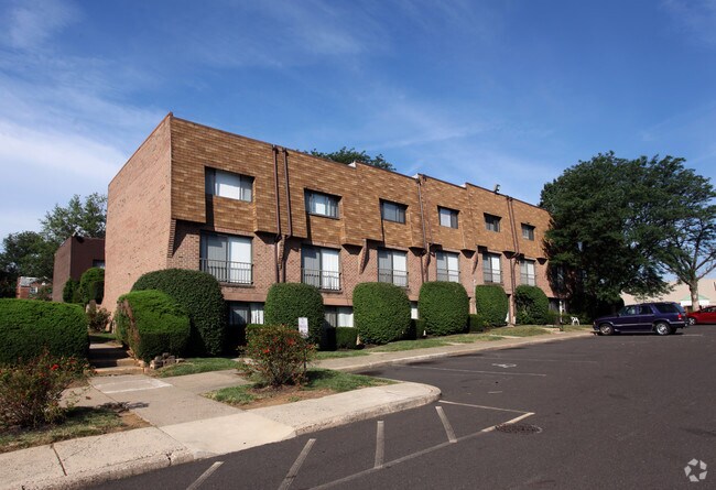 Woodbridge Garden Apartments Woodbridge Garden Apartments