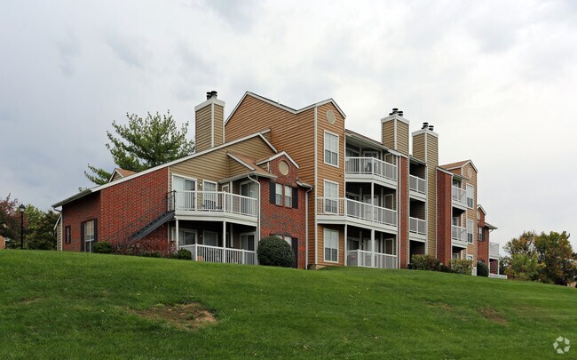 Silver Trails Apartments